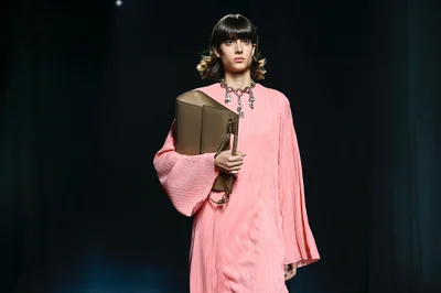 Look 13